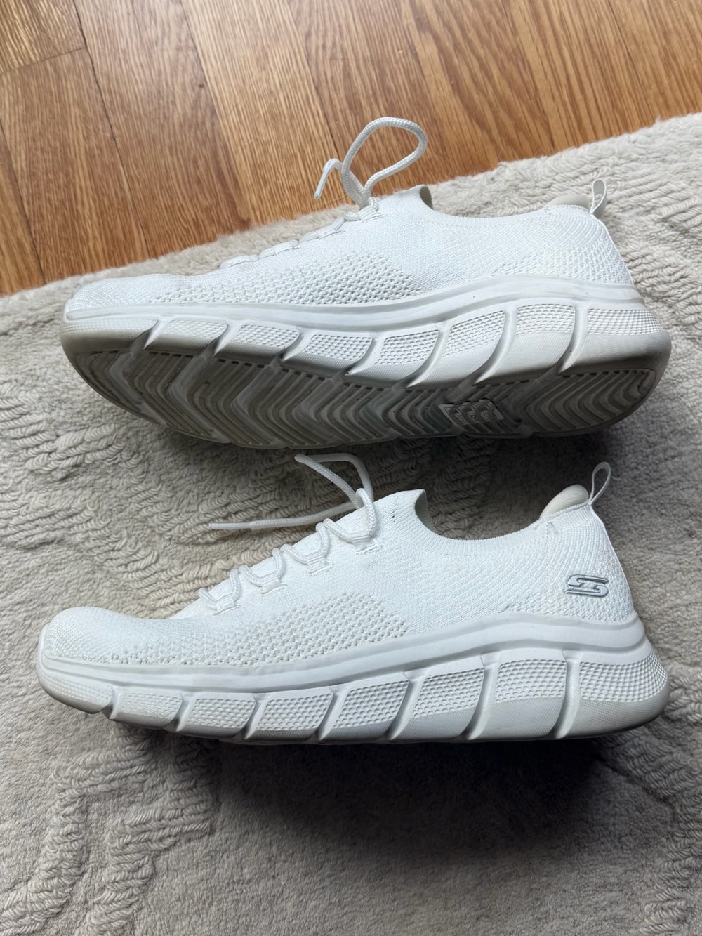 Skechers Bobs Stretch Women’s All-White Knit Shoes - Picture 3 of 11